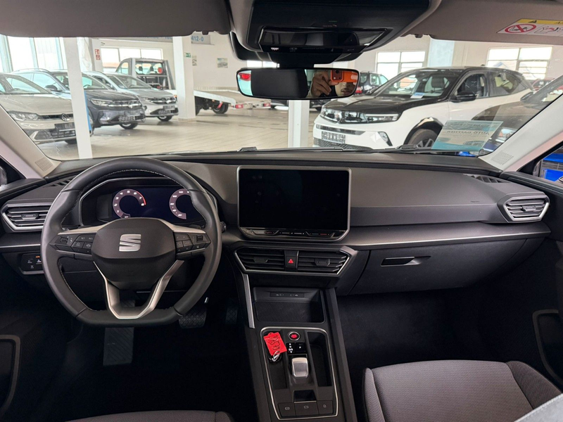 SEAT Leon 1.5 eTSI ACT 110kW Style DSG Sportstour. — photo 24