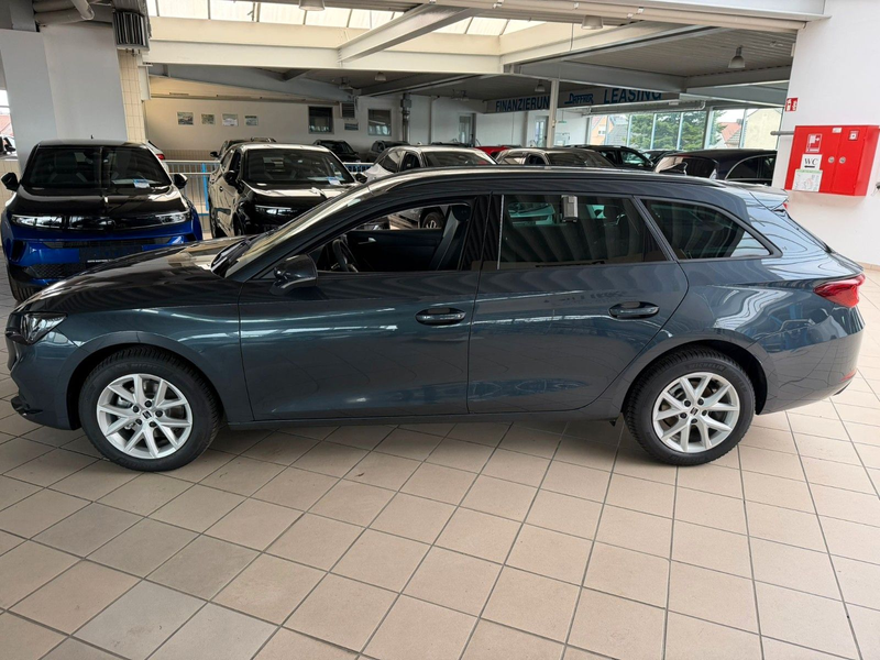 SEAT Leon 1.5 eTSI ACT 110kW Style DSG Sportstour. — photo 7