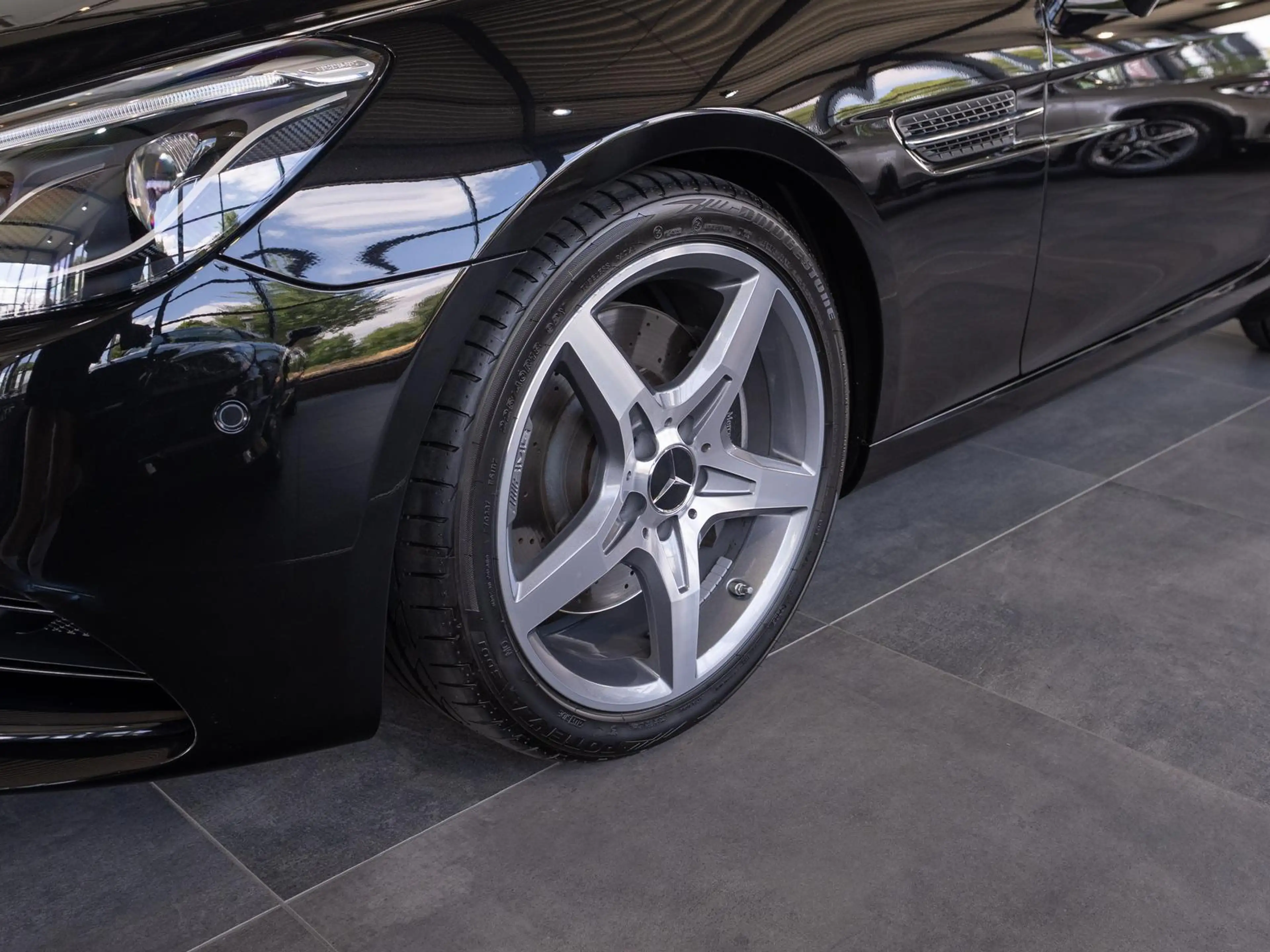 Mercedes-Benz SLC 200 9G-Tronic *AMG*PANO*PDC*AIRSCARF*LEDER* — photo 9
