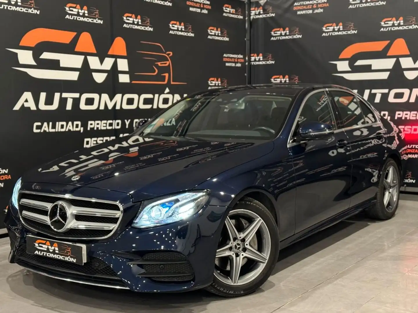 Mercedes-Benz E 220 d Blanc - 2