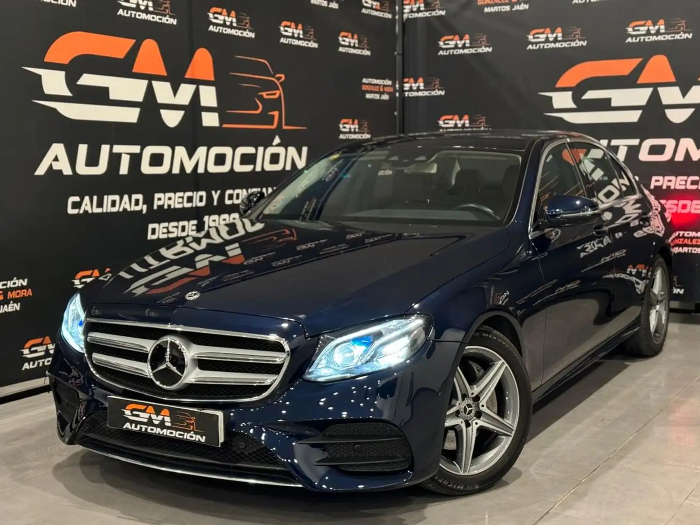 Mercedes-Benz E 220 d Blanc - 1
