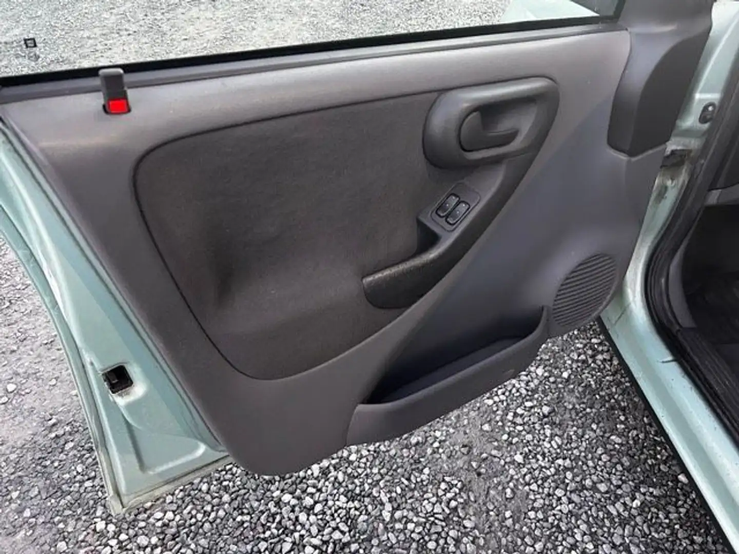 Opel Corsa - Grün - 2