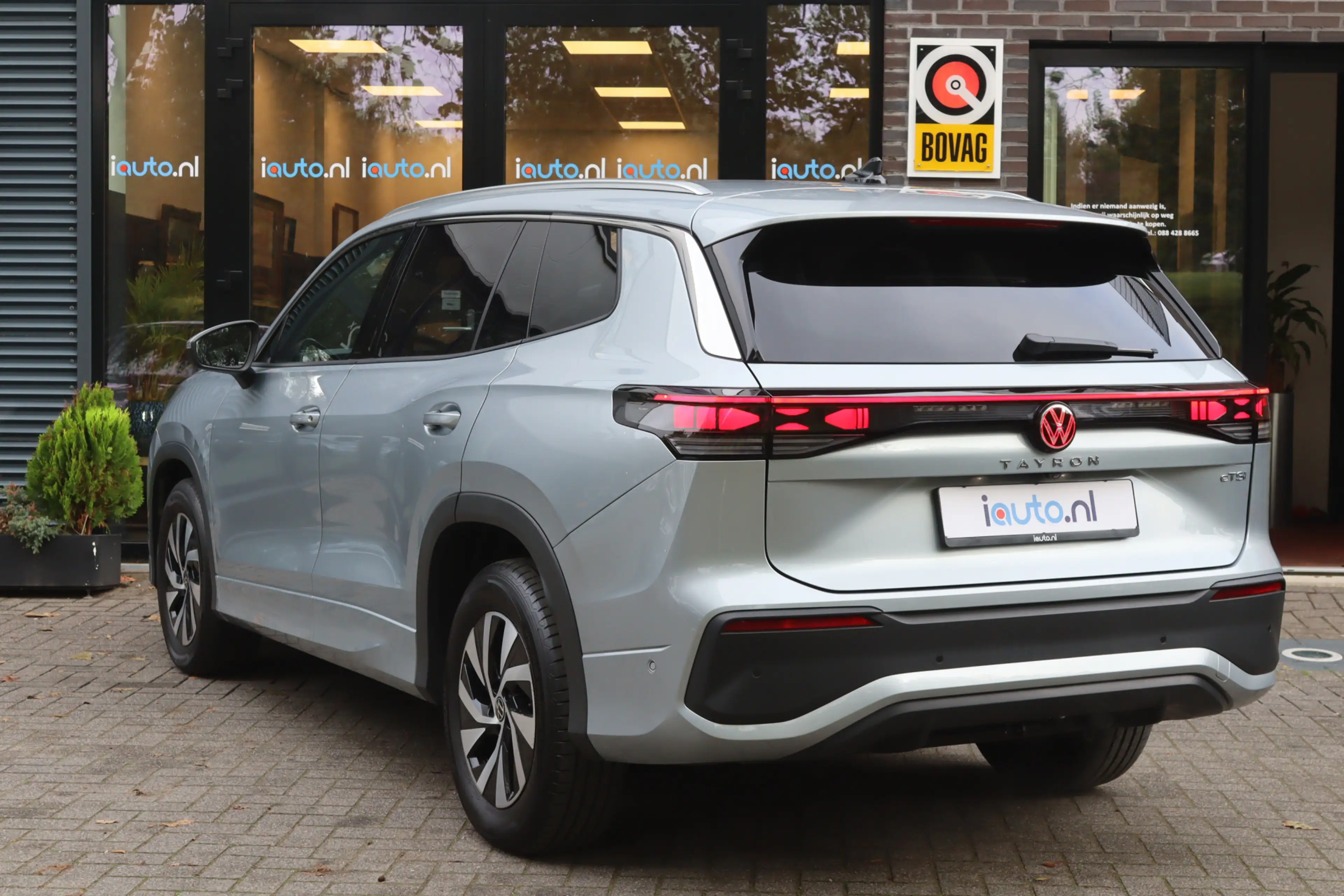 Volkswagen Tayron 1.5 eTSI DSG Edition 7p. IQ.Light/Keyless/Camera/A — photo 6