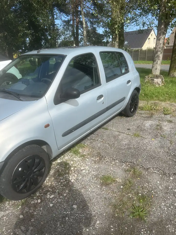 Renault Clio 1.2i Myriade, foto 3