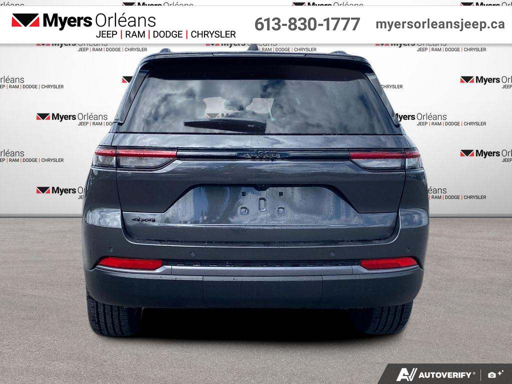 2026 Jeep Grand Cherokee Altitude  - Sunroof — photo 1