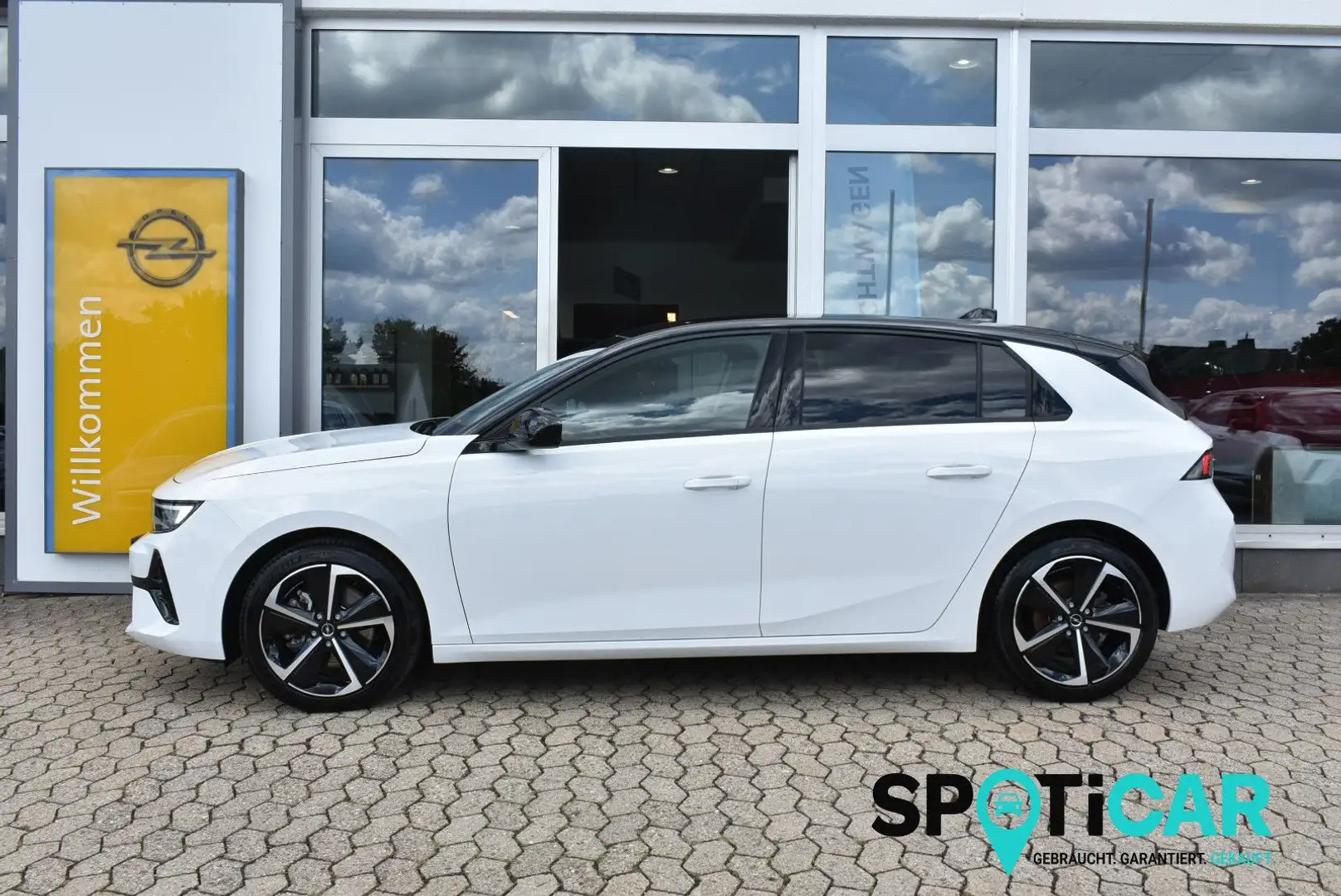 Opel Astra L Lim. GS Aut. 48V Hybrid Bianco - 1