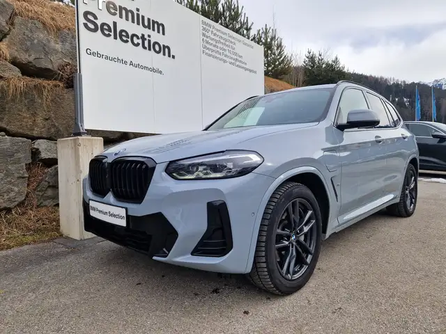 BMW X3 xDrive30e Ansicht 5