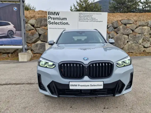 BMW X3 xDrive30e Ansicht 4