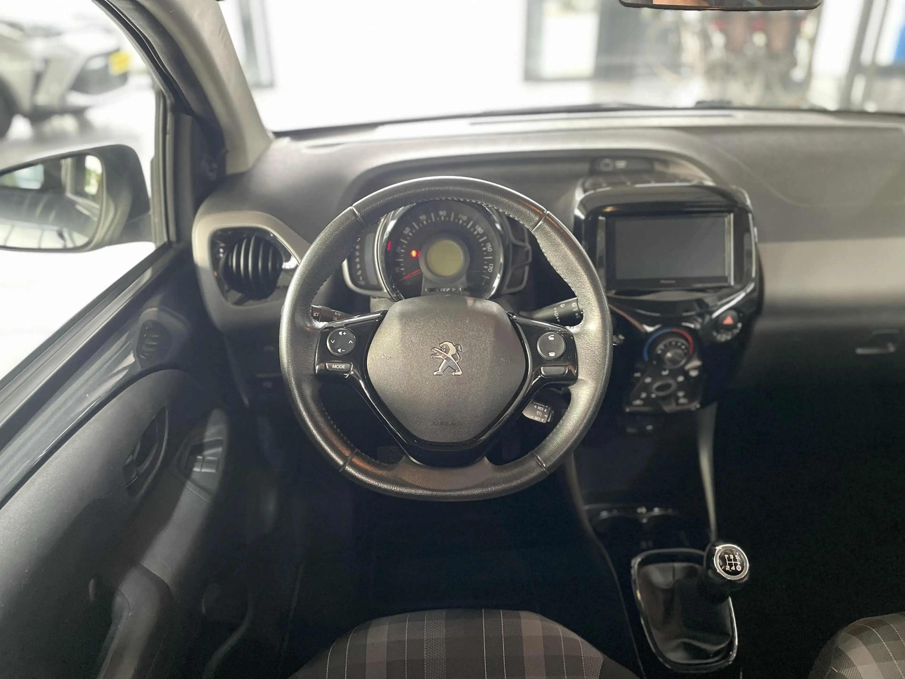 Peugeot 108 1.0 e-VTi Active TOP! — photo 13