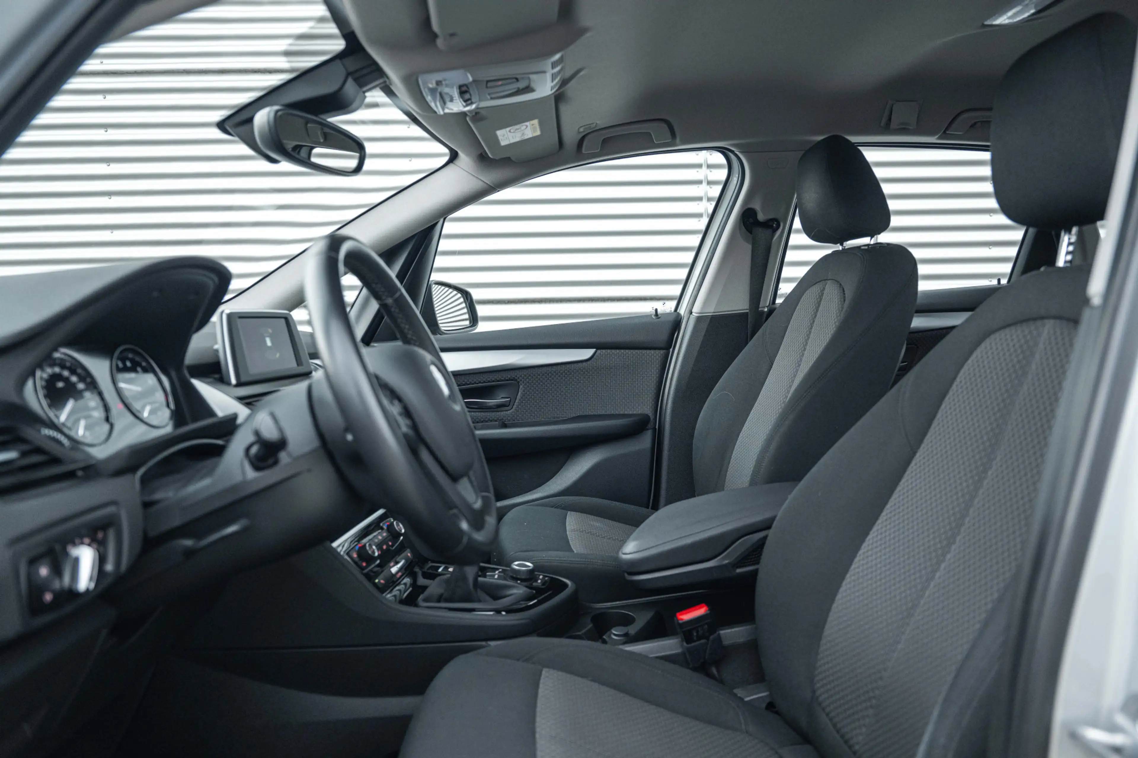 BMW 216 2 Serie Active Tourer 216i / Stoelverwarming / LED — photo 4