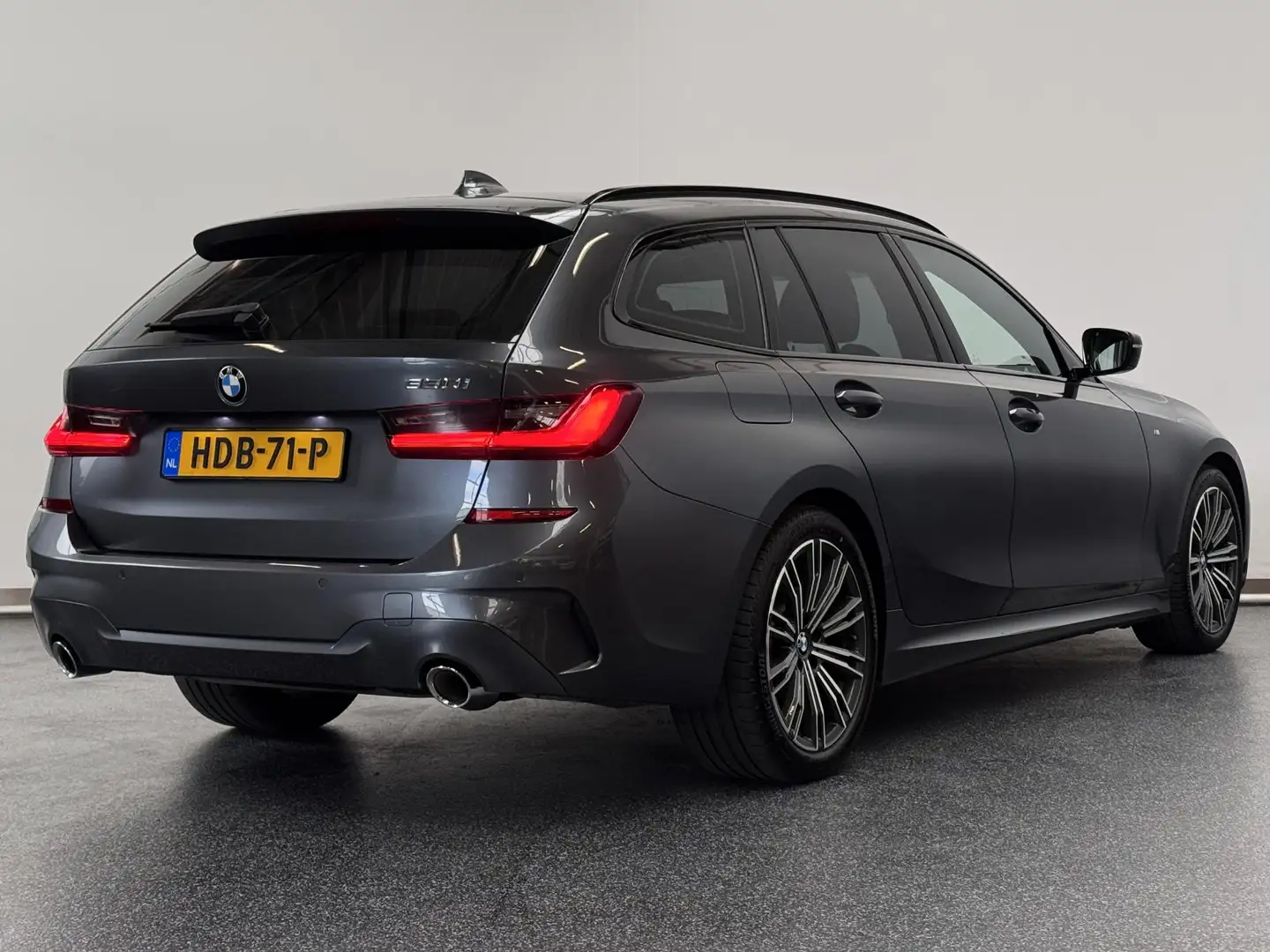 BMW 330 3-serie Touring 330i High Executive M-Sport | 258 Gris - 2