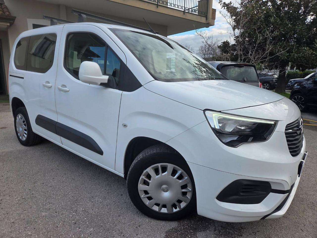 Opel Combo Life 1.2 110 CV S&S MT6 Advance PEDANA DISABILI