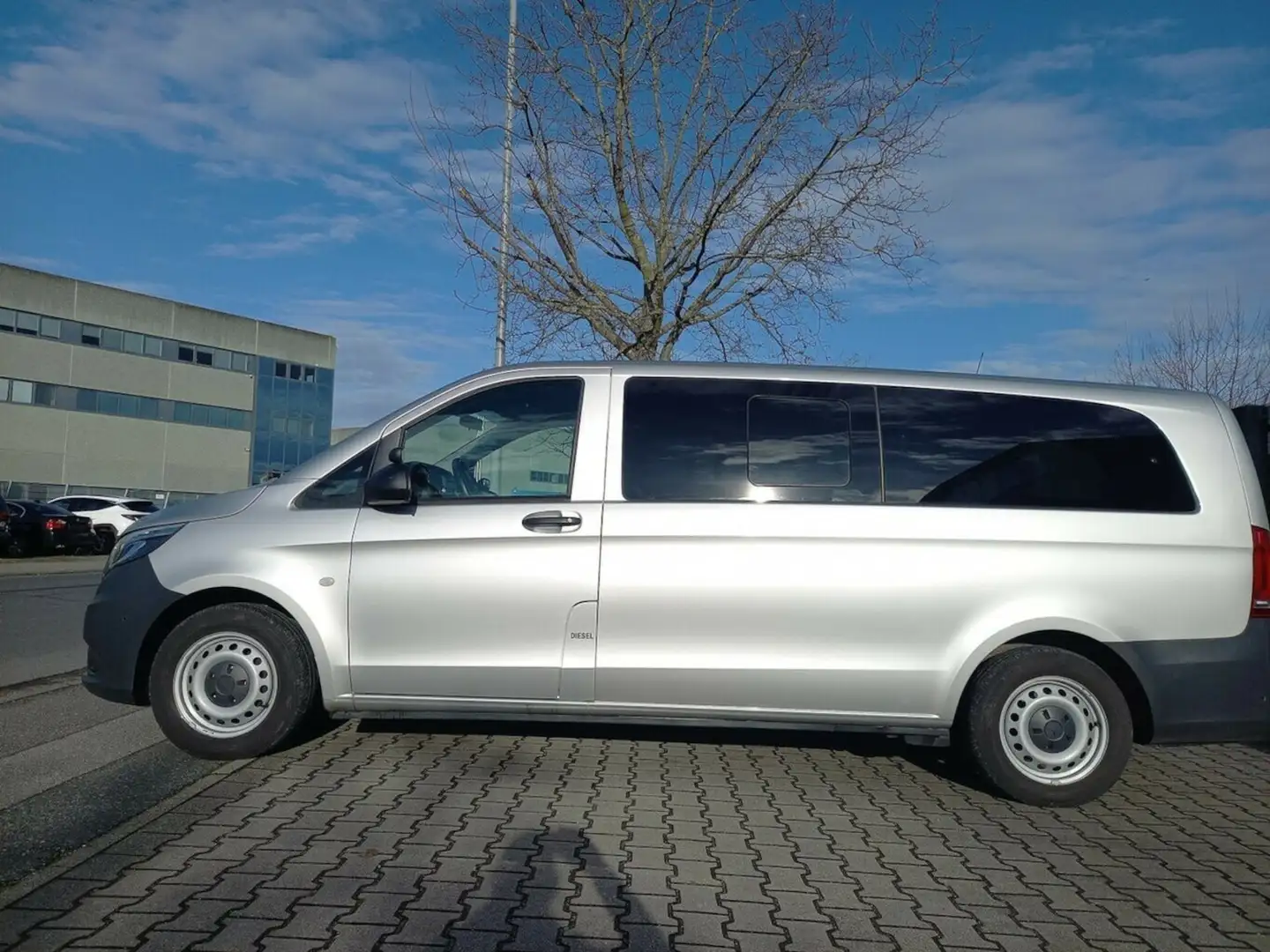 Mercedes-Benz Vito Tourer Pro 116 9Gang ExtraLang LED Lithium Kamera Silber - 1