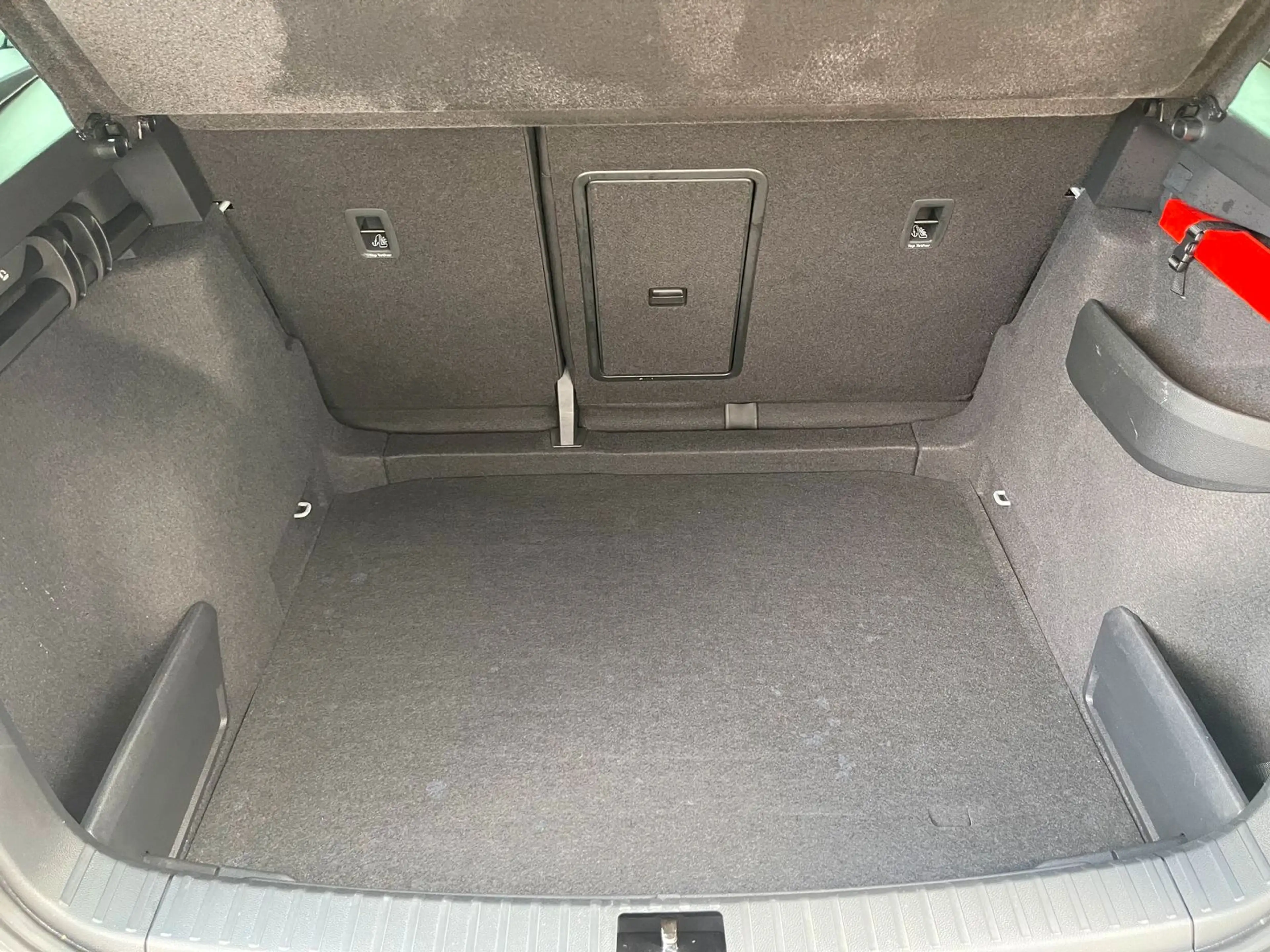 Skoda Karoq Style SHZ+CarPlay+RFK+LED+Tempomat — photo 7