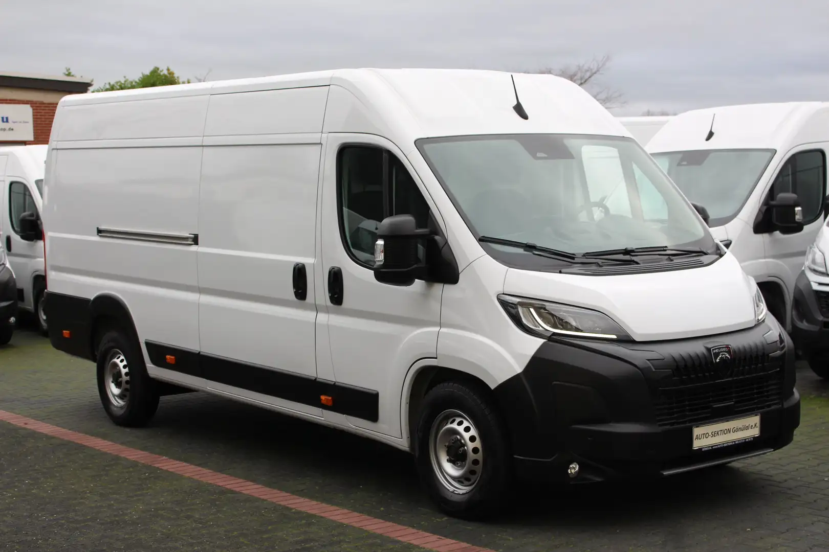 Peugeot Boxer 35 L4H2 180 Automatik*Kamera*ACC*LED*Holz Weiß - 1