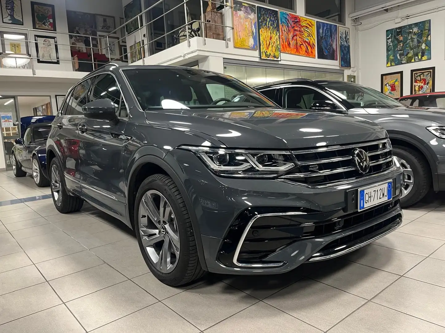 Volkswagen Tiguan Tiguan II 2021 2.0 tsi R-Line 4motion 190cv dsg Grigio - 2