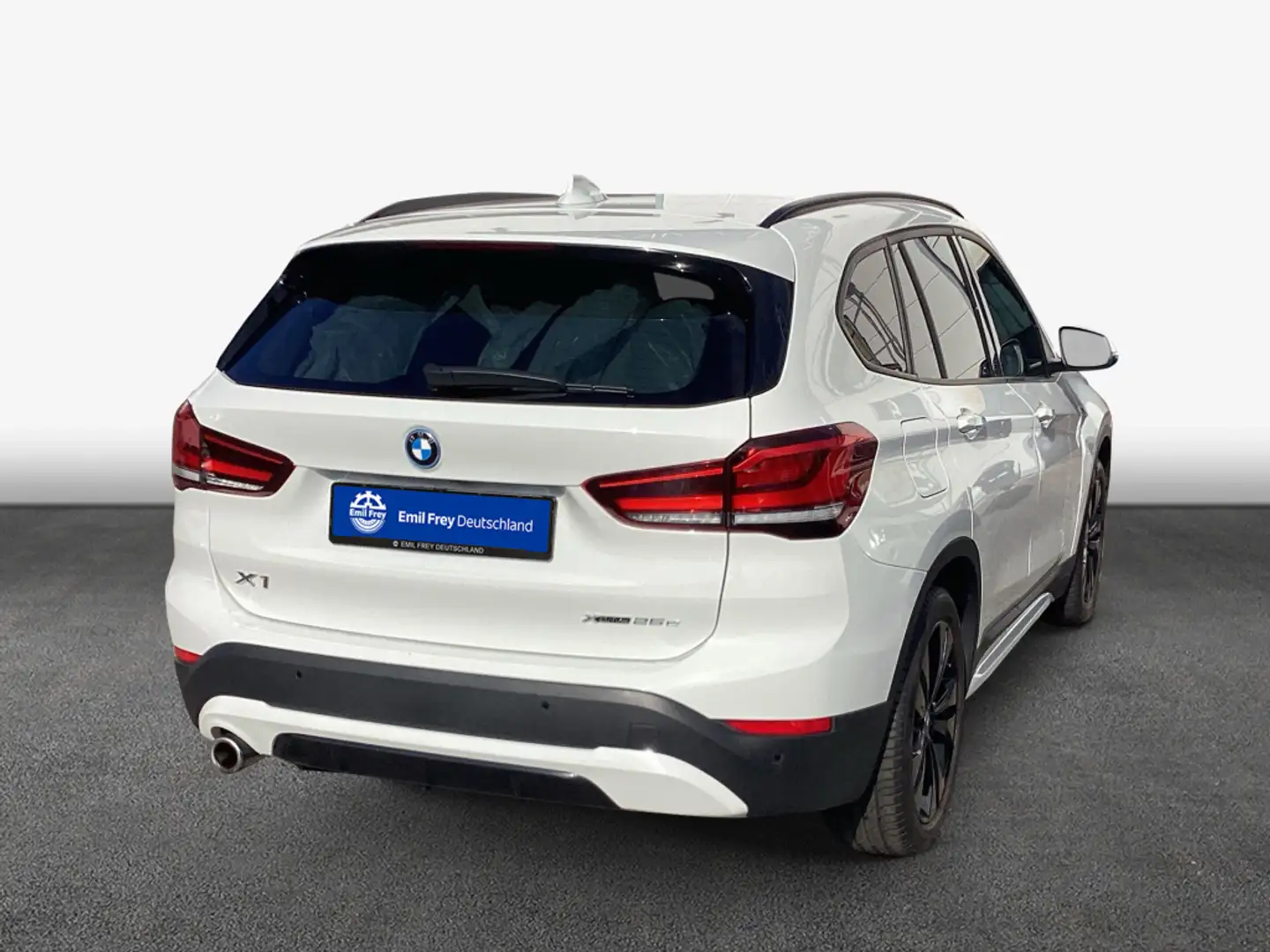 BMW X1 xDrive25e Sport Line White - 2