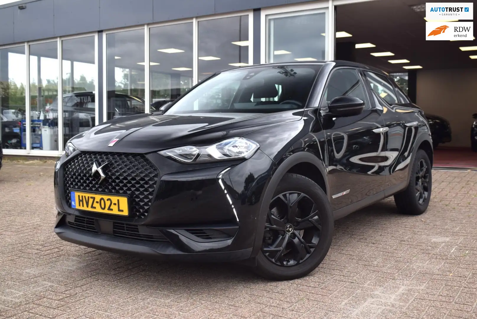 DS Automobiles DS 3 Crossback 1.2 PureTech Performance Line Plus| LED VERLICHTIN Zwart - 1