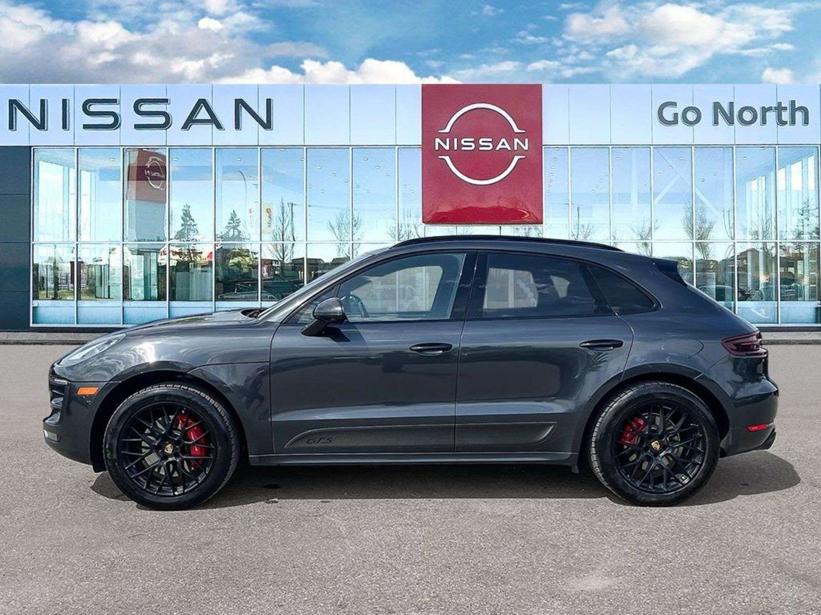 2018 Porsche Macan GTS/AWD/360HP!!/SPORTS EXHAUST/18-WAY POWR SEATS/C alt 3