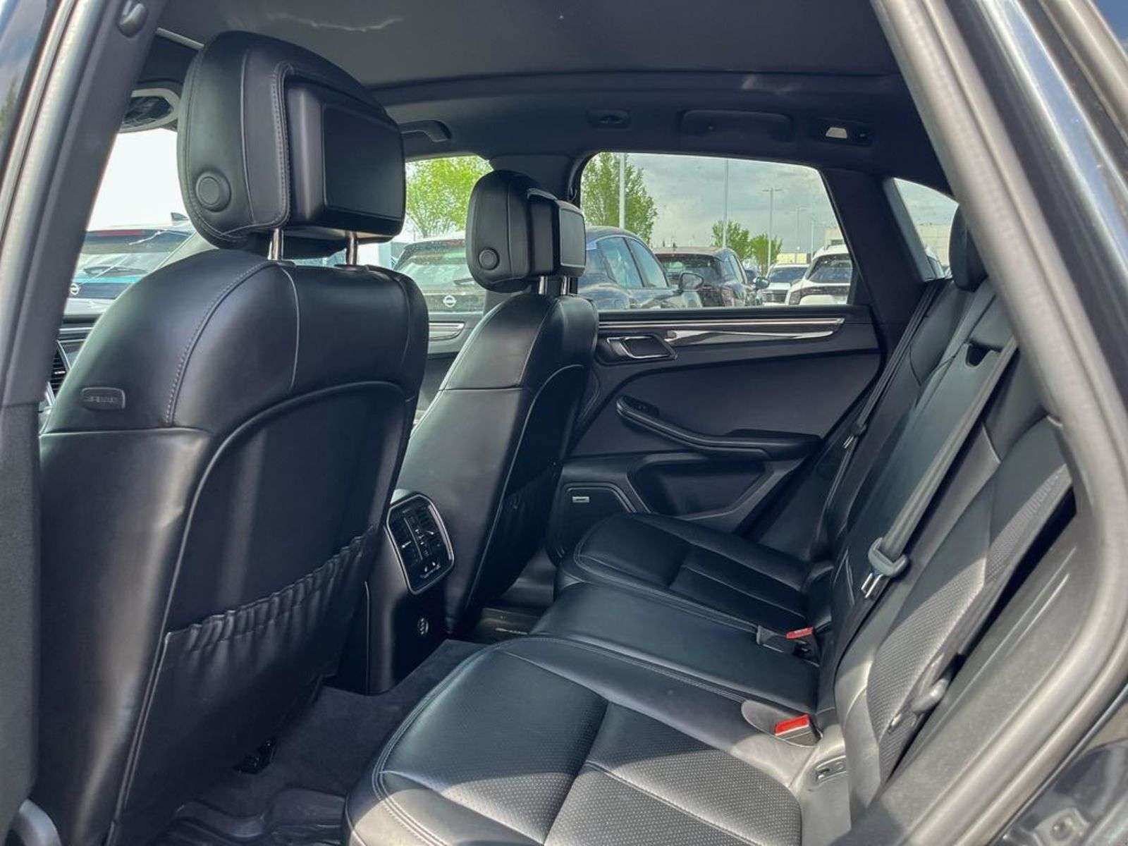2018 Porsche Macan GTS/AWD/360HP!!/SPORTS EXHAUST/18-WAY POWR SEATS/C thumb 22