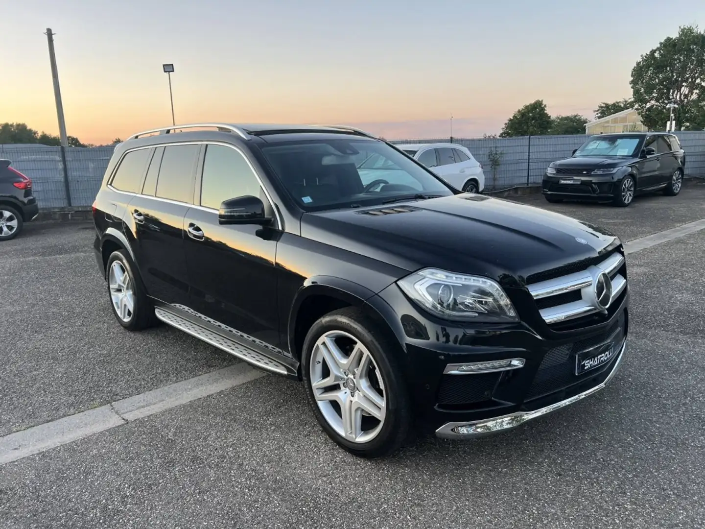 Mercedes-Benz GL 350 350 3.0 CDI 258ch Pack AMG 7Place 4Matic 7G-Tronic %2B BlueTec Toite Pano BoiteAuto Schwarz - 2