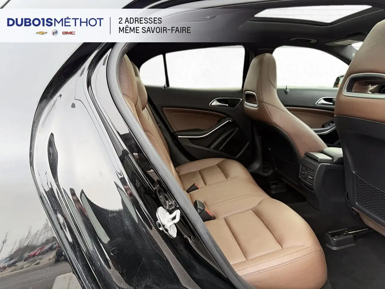 Mercedes-Benz GLA снимка Mercedes-Benz GLA