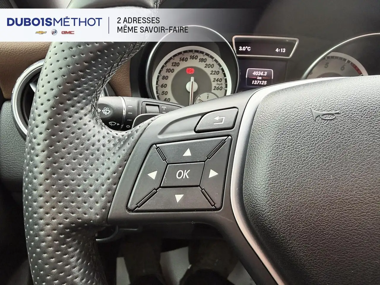Mercedes-Benz GLA снимка Mercedes-Benz GLA