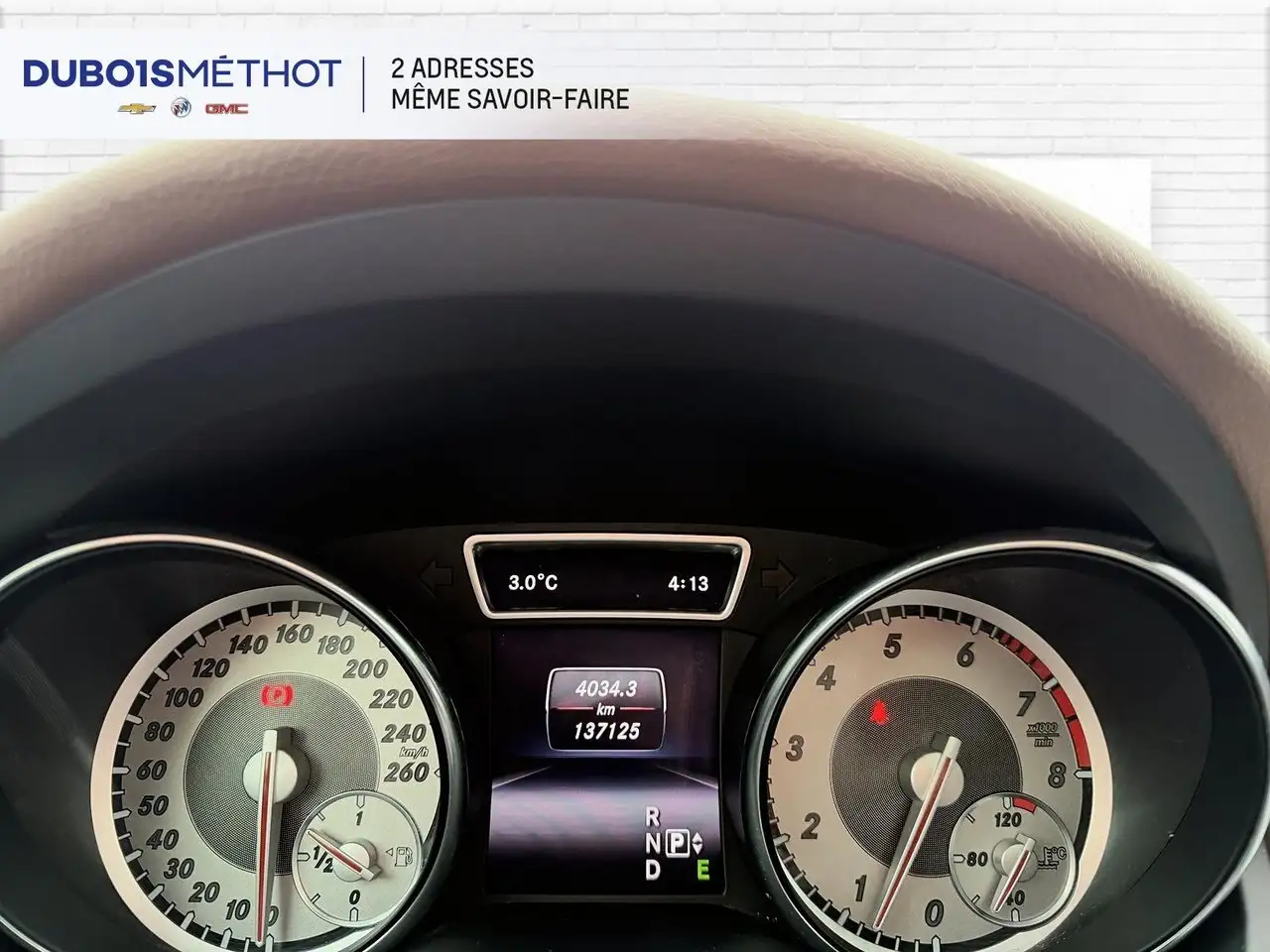 Mercedes-Benz GLA снимка Mercedes-Benz GLA