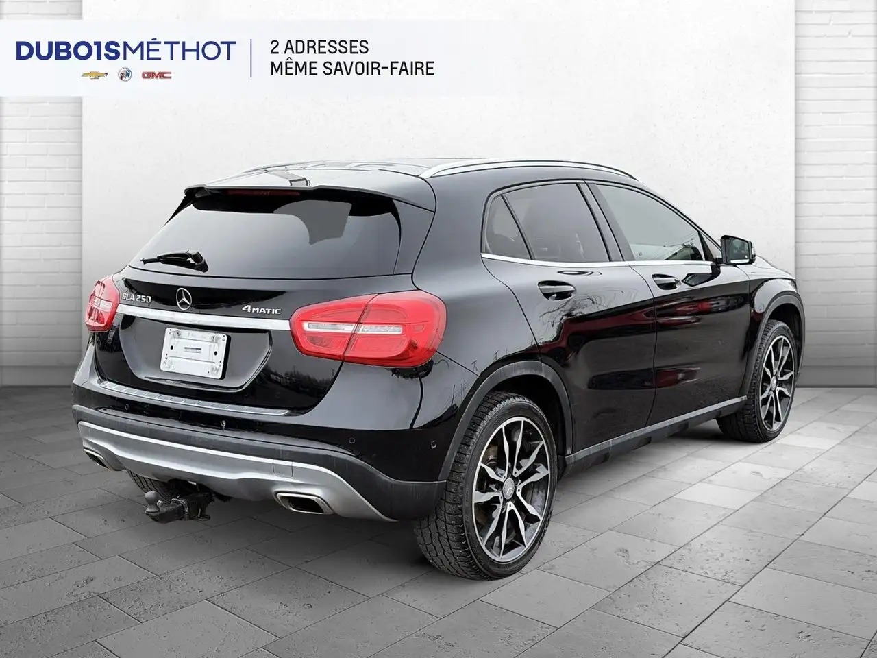 Mercedes-Benz GLA снимка Mercedes-Benz GLA