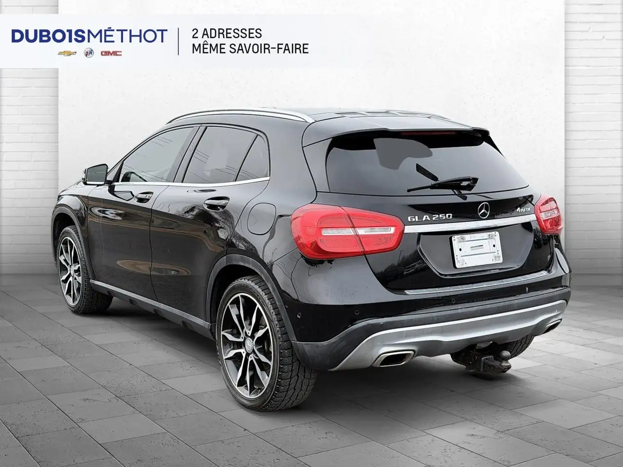 Mercedes-Benz GLA снимка Mercedes-Benz GLA
