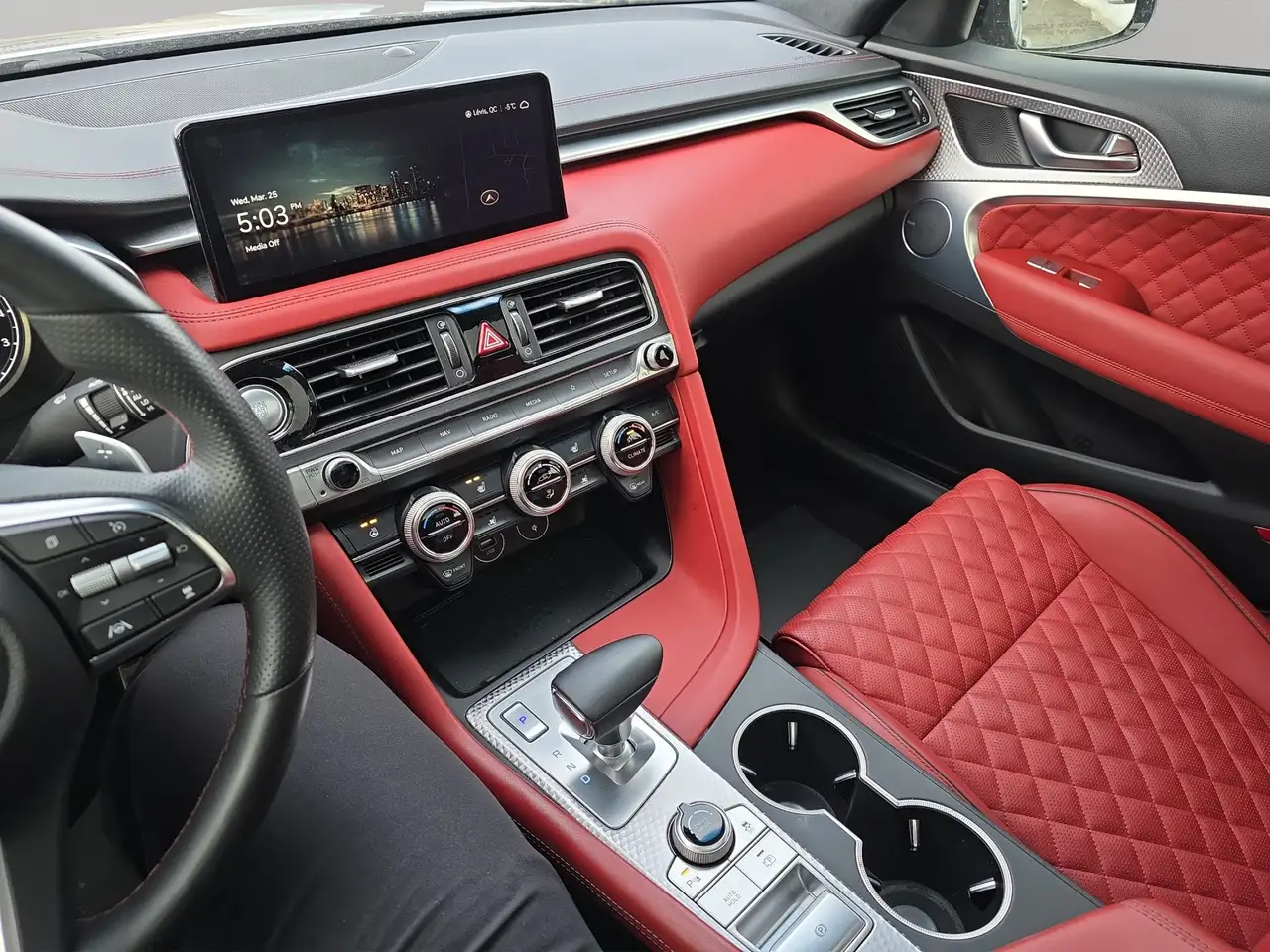 Genesis G70 снимка Genesis G70