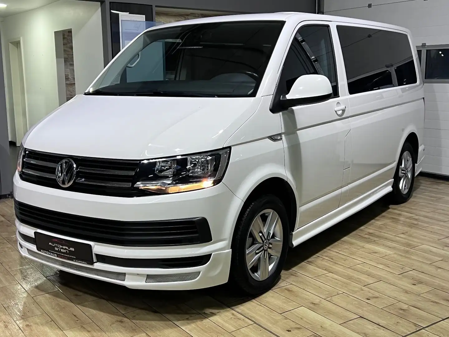 Volkswagen T6 Multivan Comfortline/7Sitzer/Navi/Kamera Blanc - 1