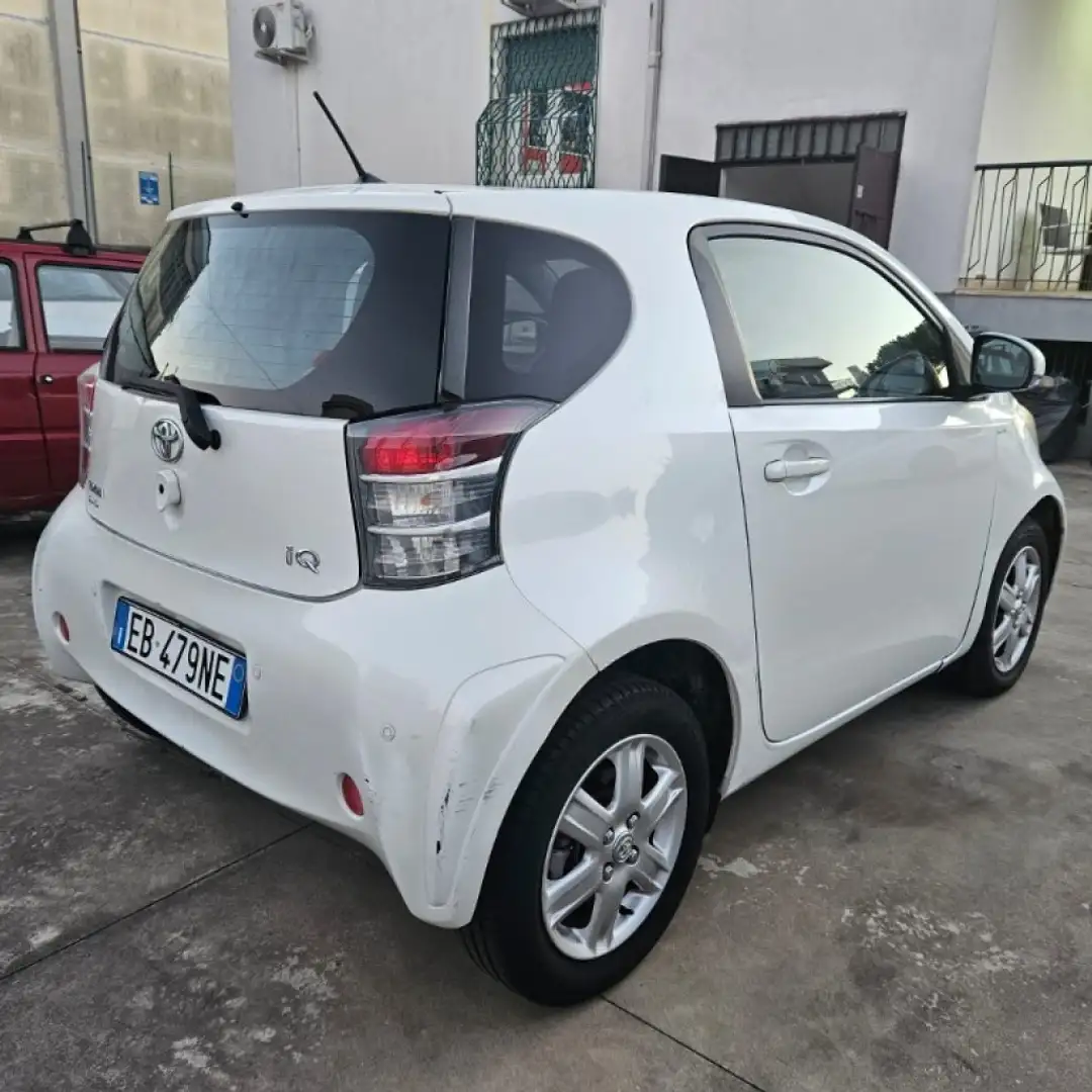 Toyota iQ 1.0 Sol Bianco - 2