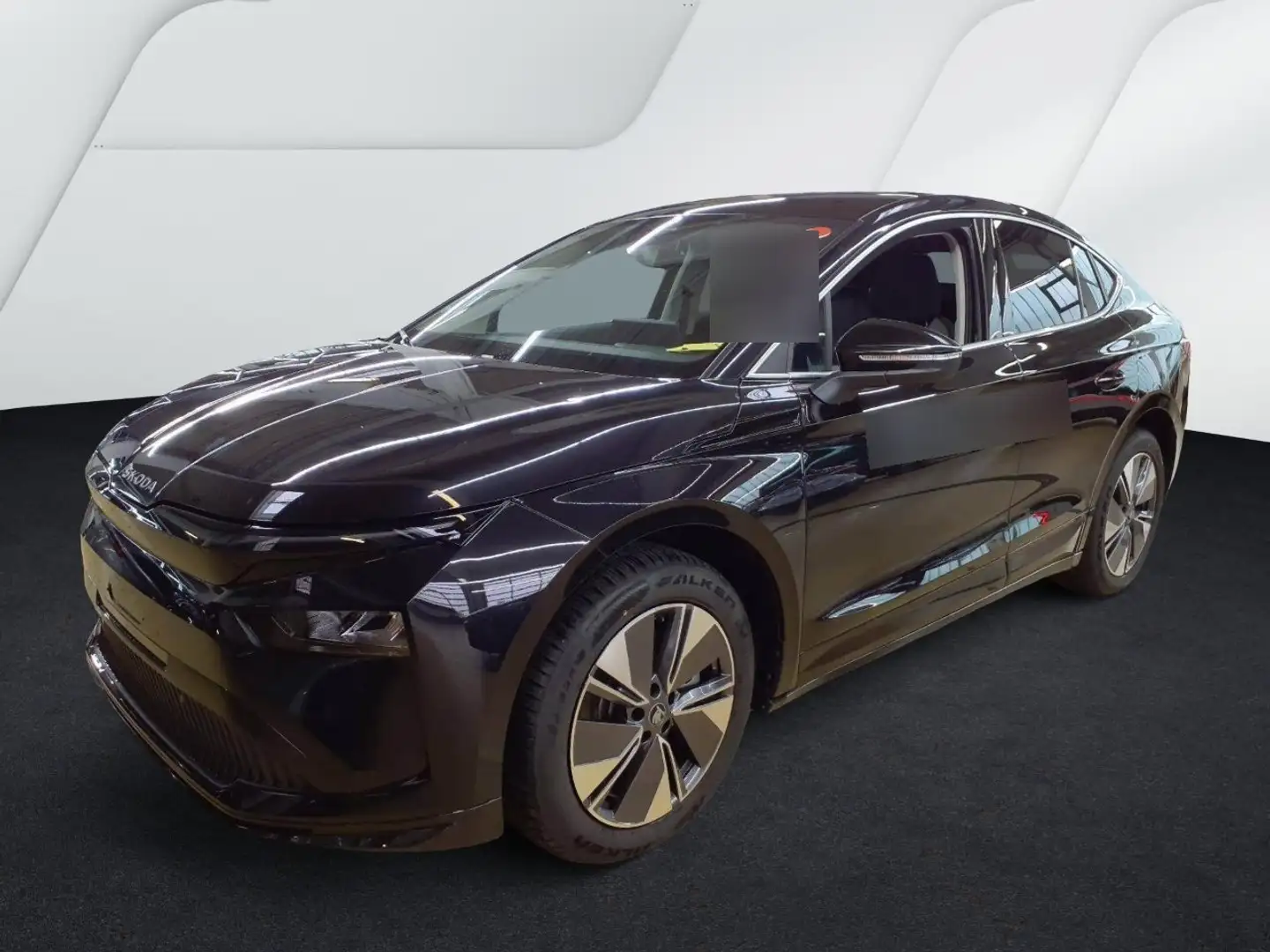 Skoda Enyaq Coupé 85x Panorama AHK Wärmepumpe Kamera AHK Pano Schwarz - 2