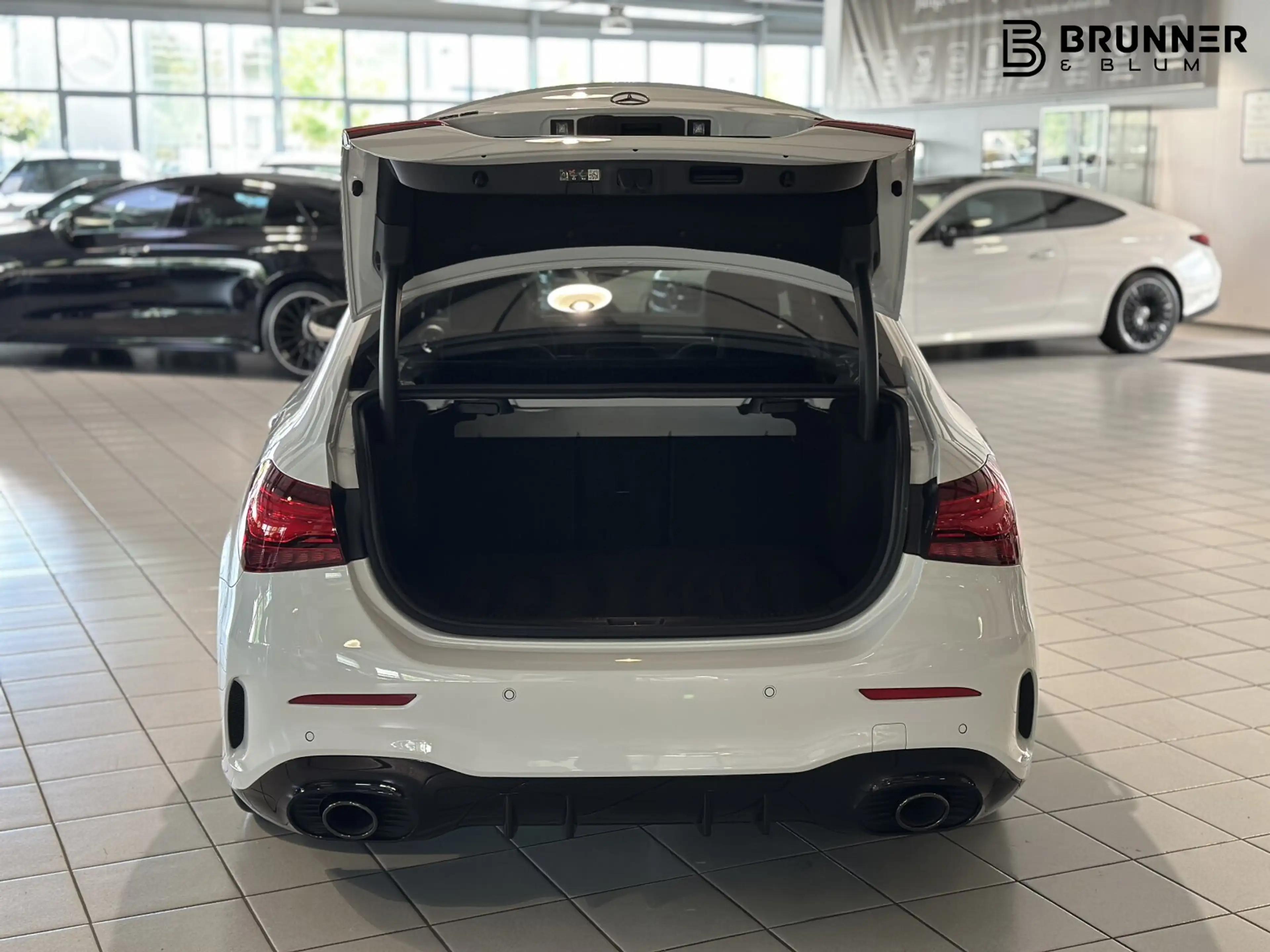 Mercedes-Benz A 35 AMG A 35 4M Limo Distr/Memory/Pano/HeadUp/360/Sound BC — photo 6