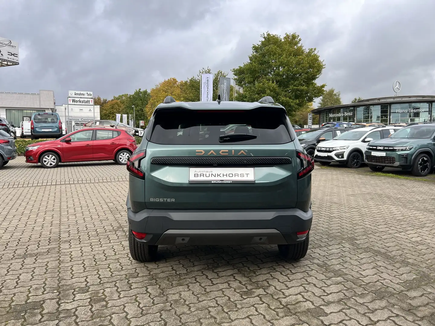 Dacia Bigster TCe 140 Extreme Winter-Plus-Paket+Pano-Dach Grün - 2