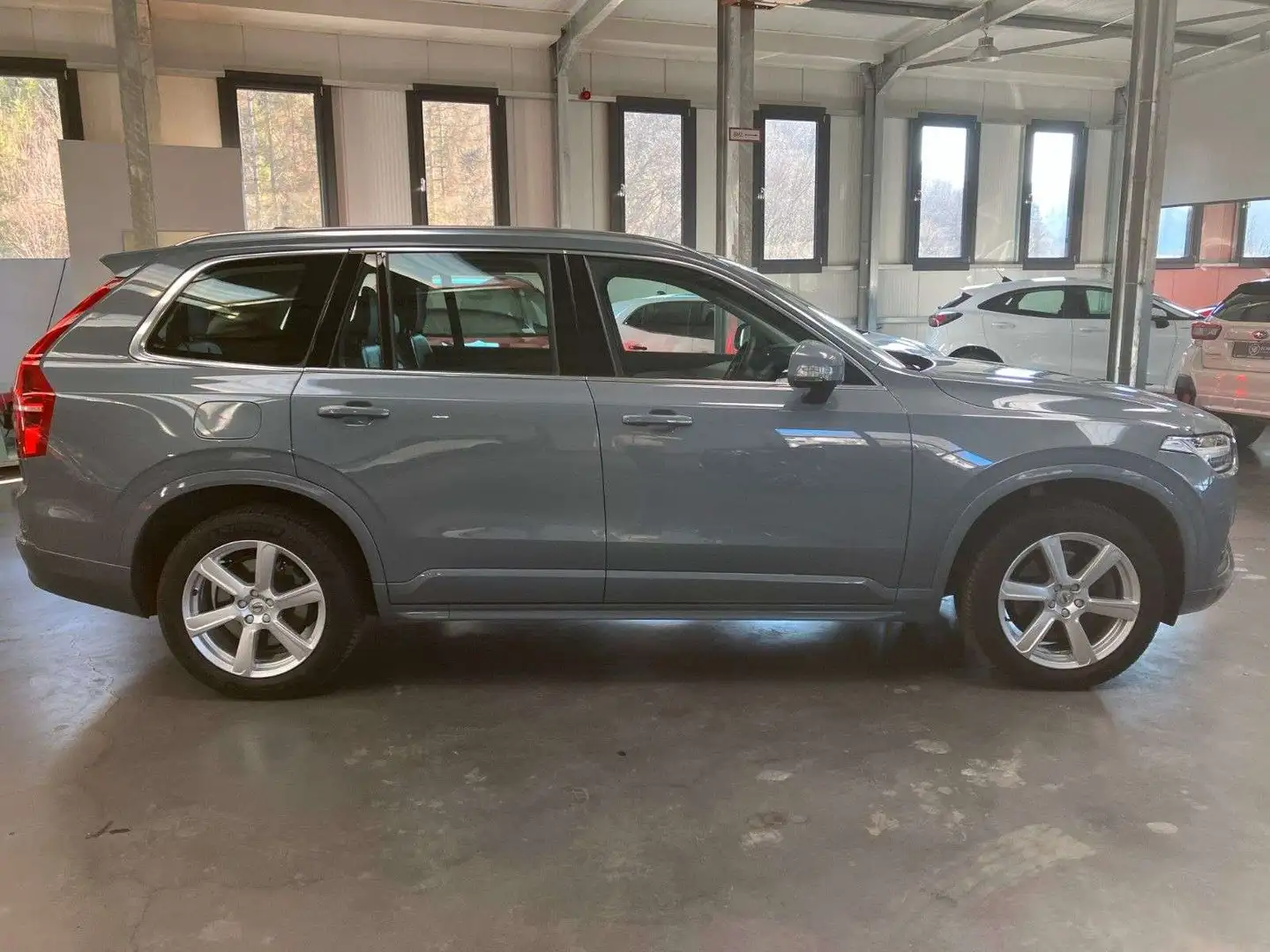 Volvo XC90 CORE B5 mild hybrid 7-Sitzer 4x4 Gris - 2