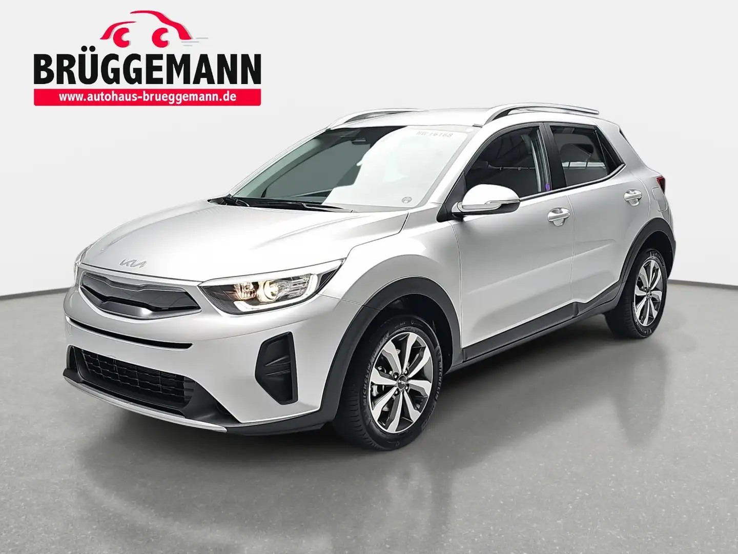 Kia Stonic STONIC 1.0 T-GDI 100 VISION MJ25 SITZH. NAVI Silber - 1