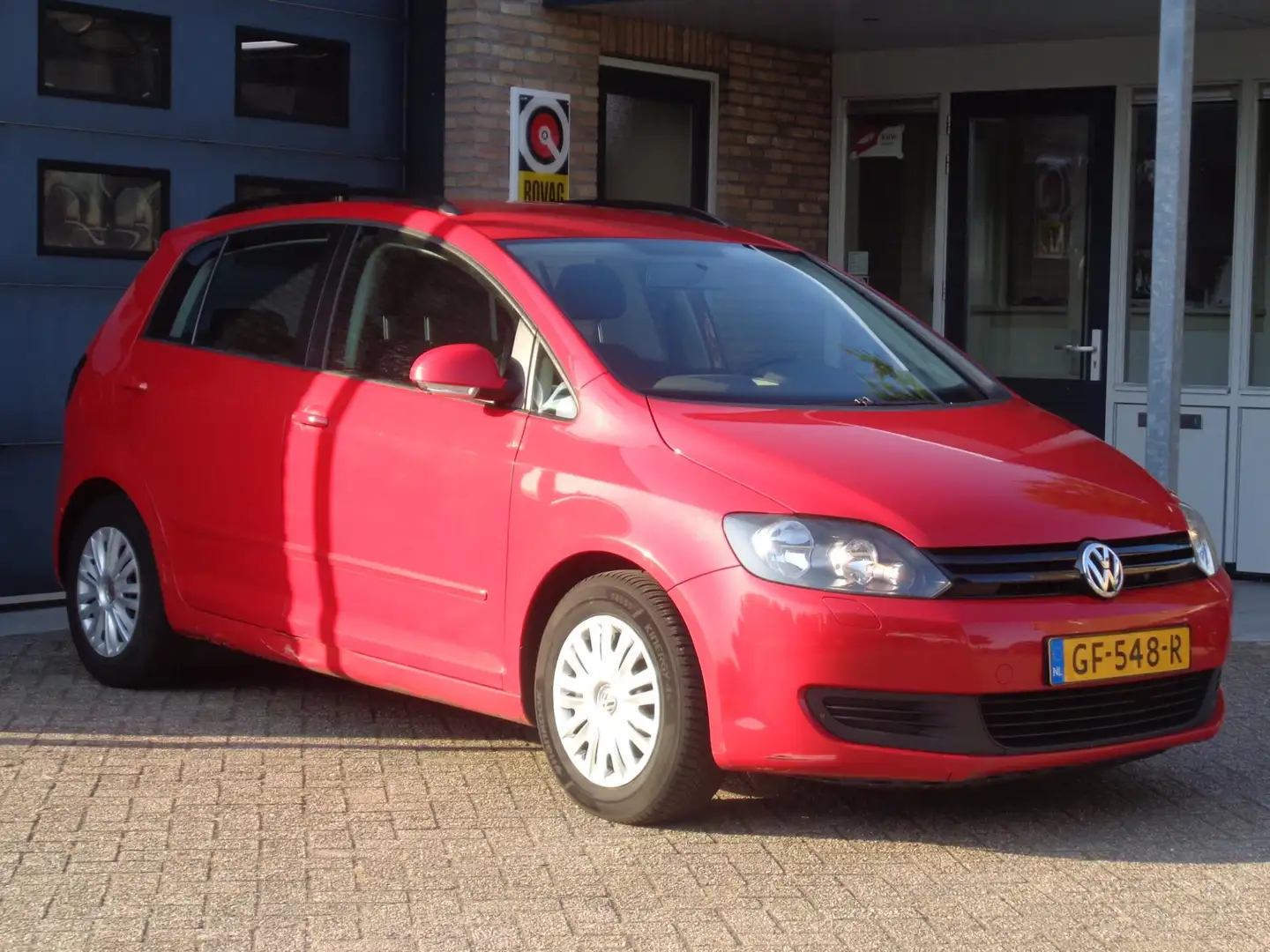 Volkswagen Golf Plus 1.2 TSI Trendline BlueMotion Rood - 2