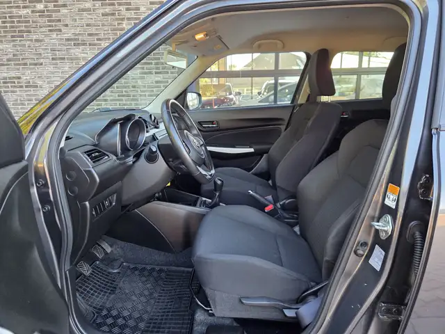 Suzuki Swift view 4