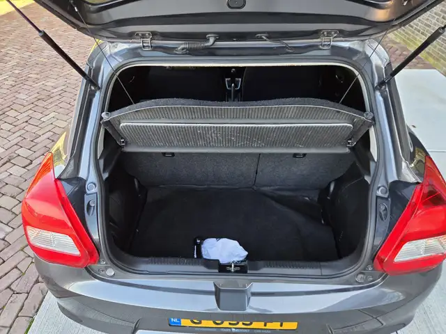 Suzuki Swift view 10