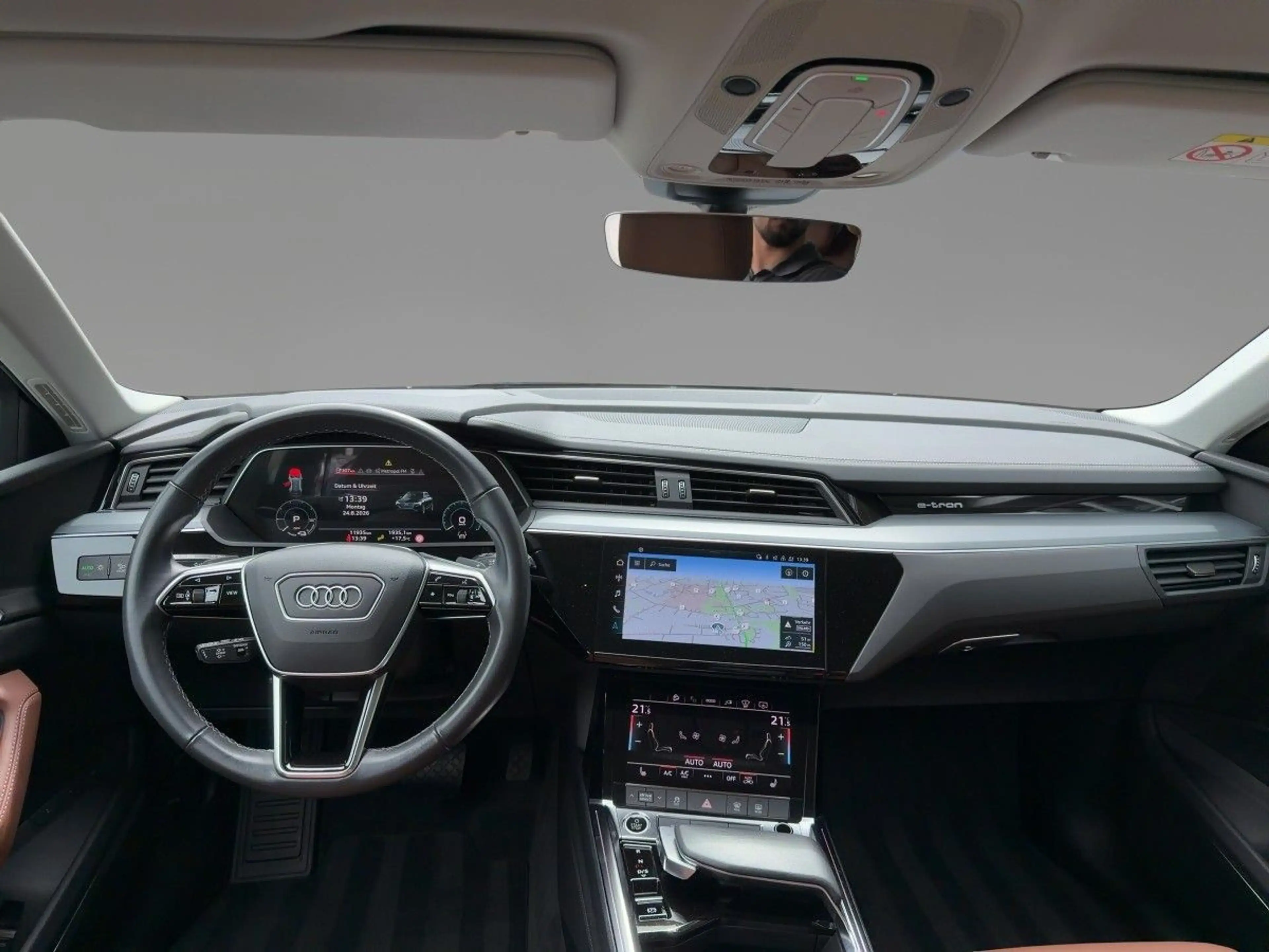 Audi Q8 e-tron 55 advanced quattro AHK B&O Navi — photo 11