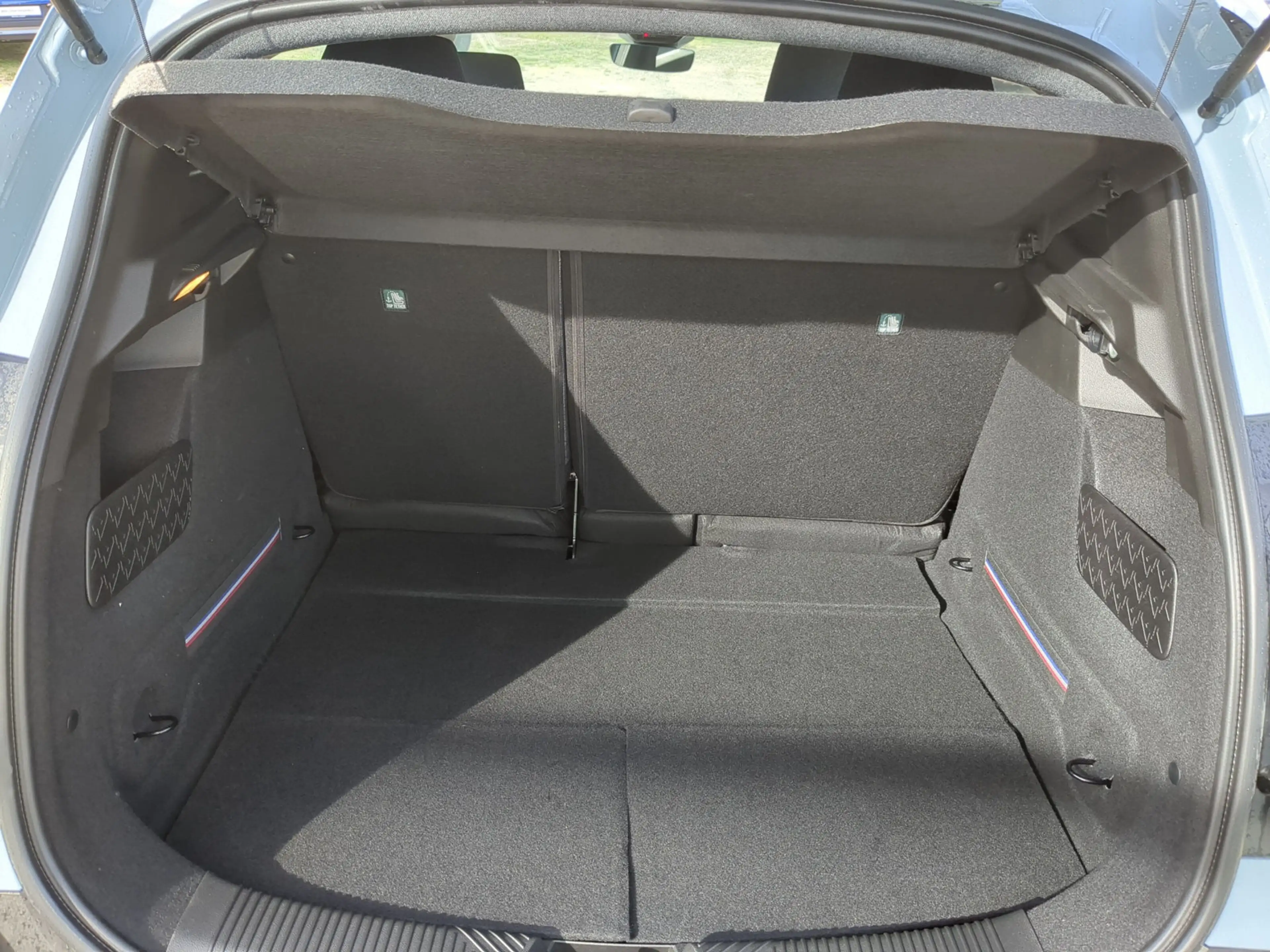 Renault R 4 E-Tech 150 Comfort Range Techno SHZ+RFK+LKHZ — photo 15
