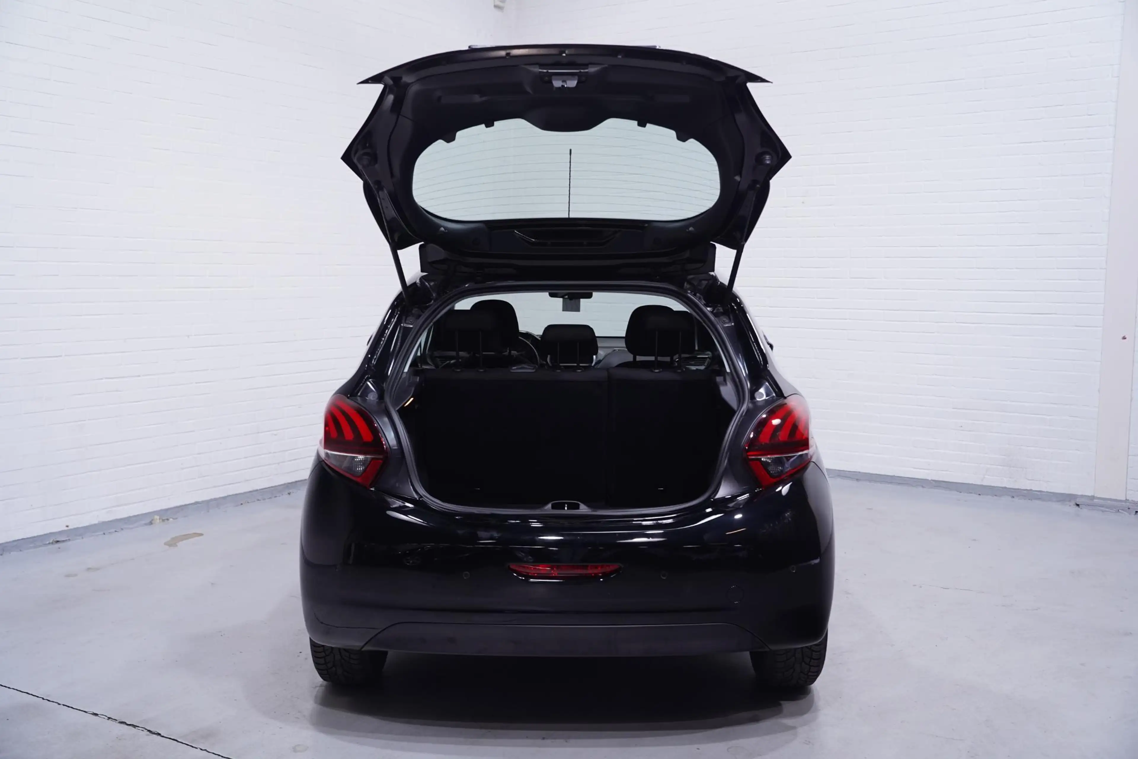 Peugeot 208 1.2 PureTech 75 Active 3 Drs Airco, mistlampen voo — photo 9