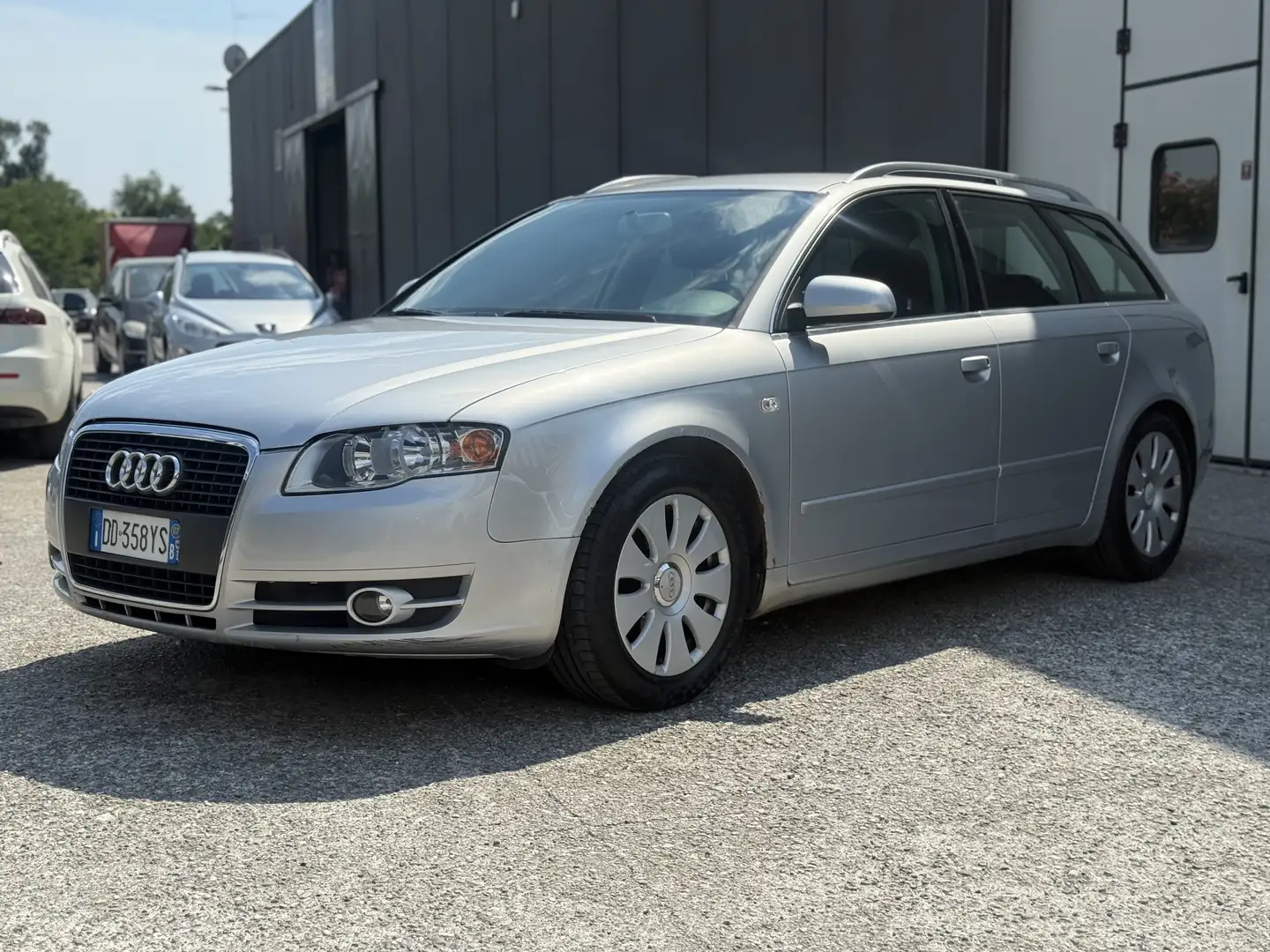 Audi A4 Avant 2.0 tdi - 2
