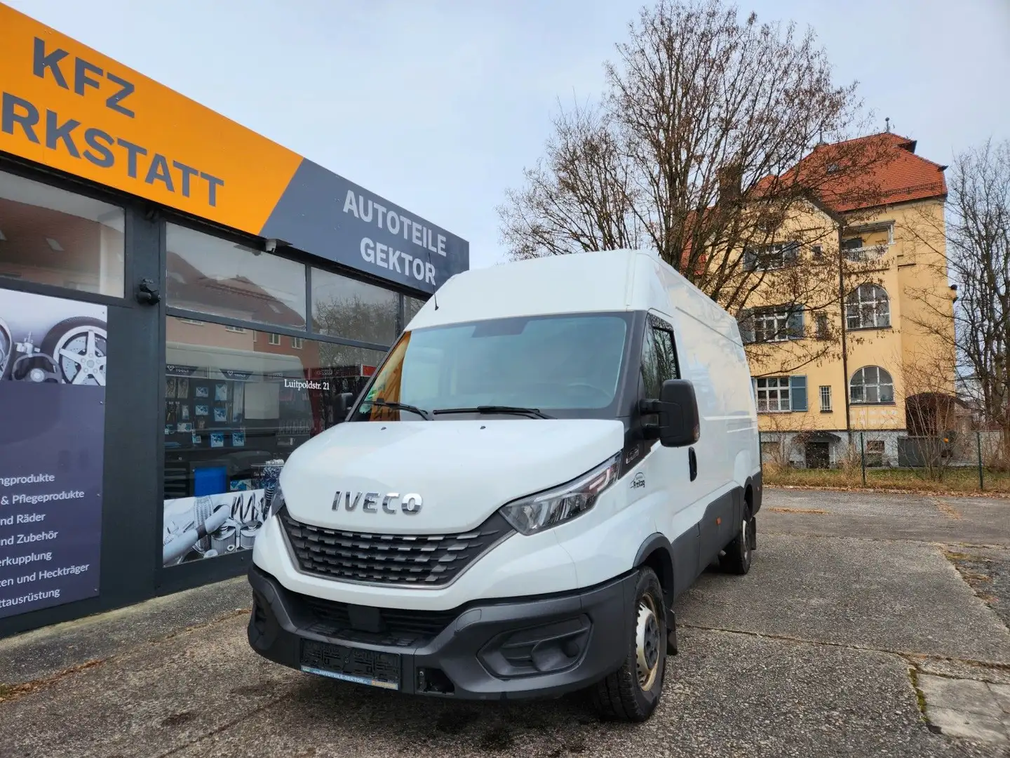 Iveco Daily 35S16 Kasten Hoch*Automatik*Klima*Led*1Hd Weiß - 2