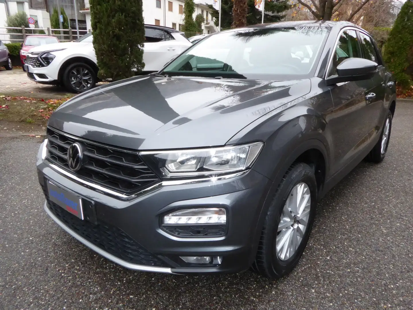 Volkswagen T-Roc T-Roc 1.0 tsi Business 110cv *CARPLAY*ACC* Gris - 1
