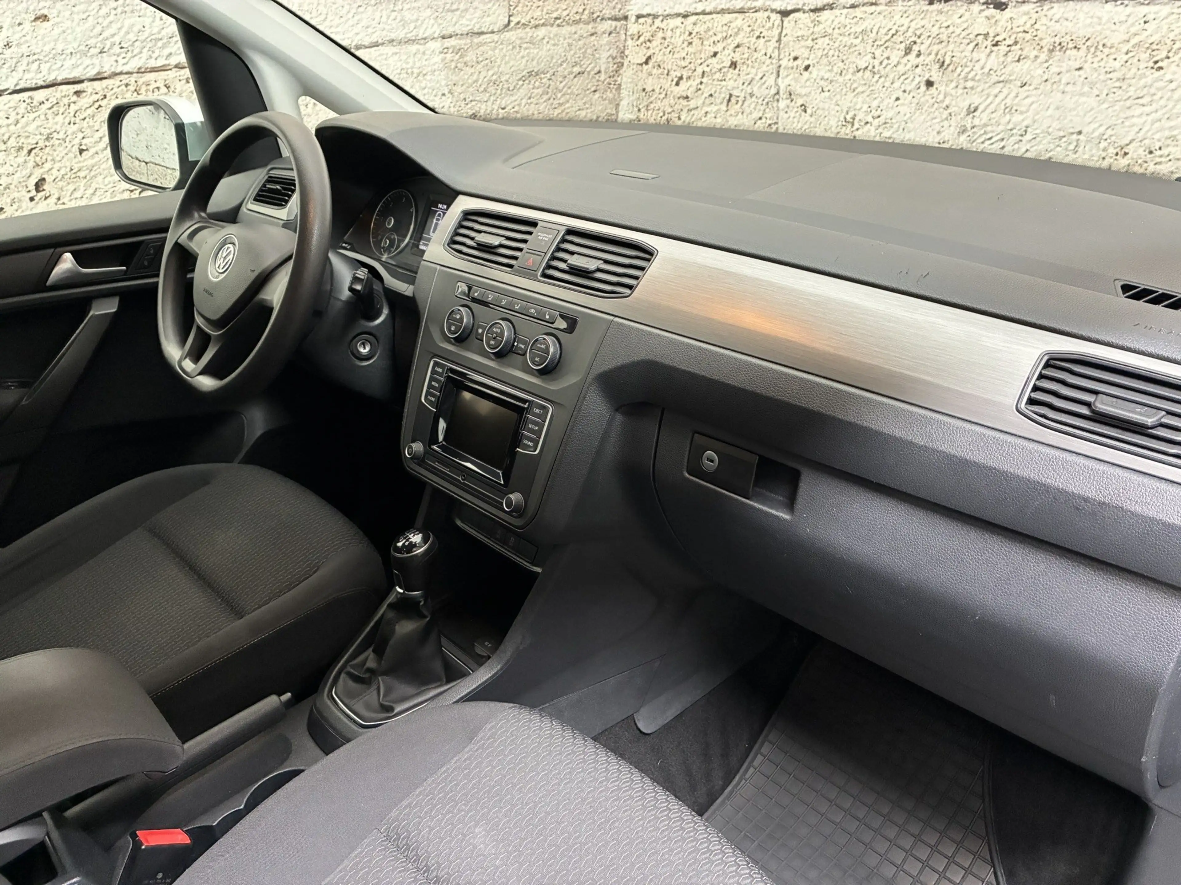 Volkswagen Caddy 2,0 TDI 4MOTION — photo 7