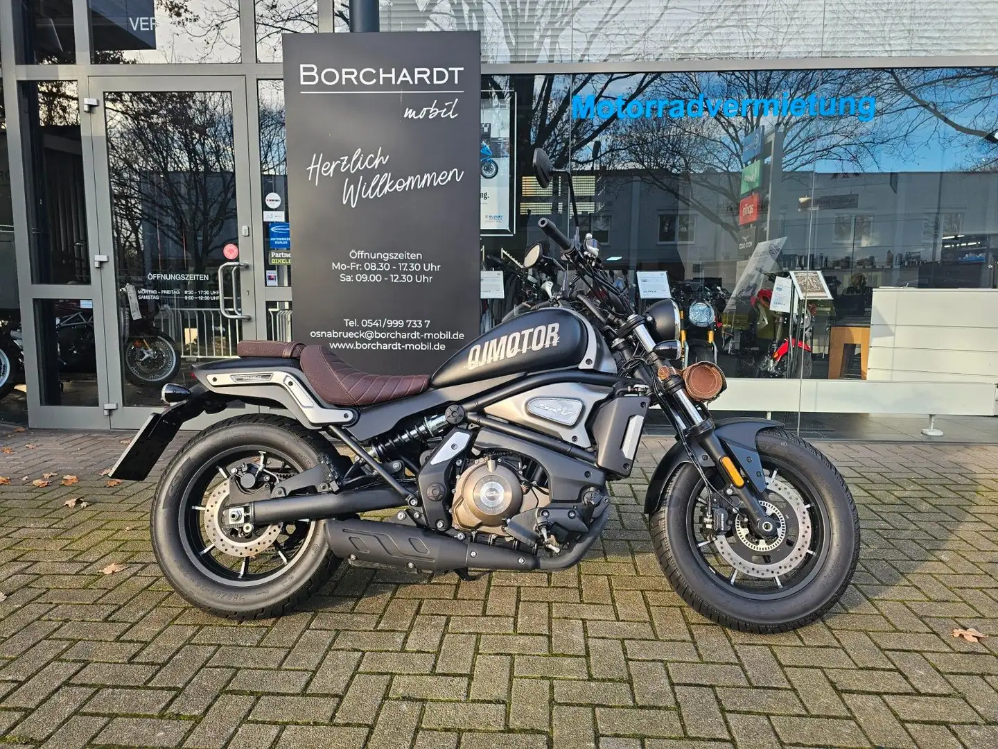 QJ Motor SRV 550 ST ABS Noir - 2