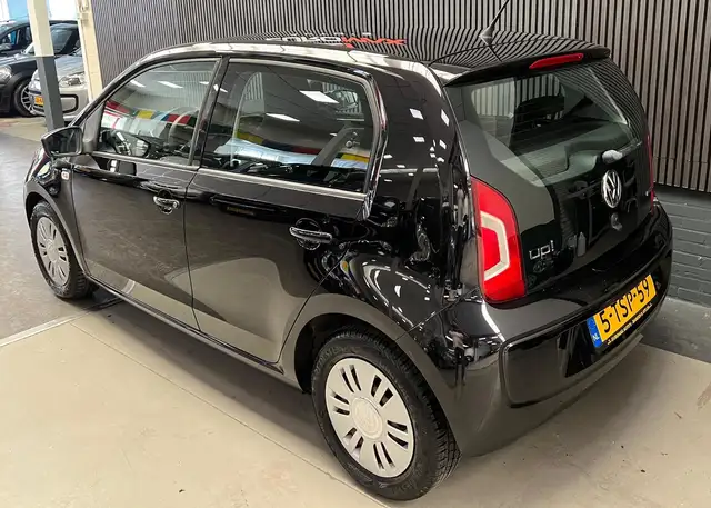 Volkswagen Up! view 9